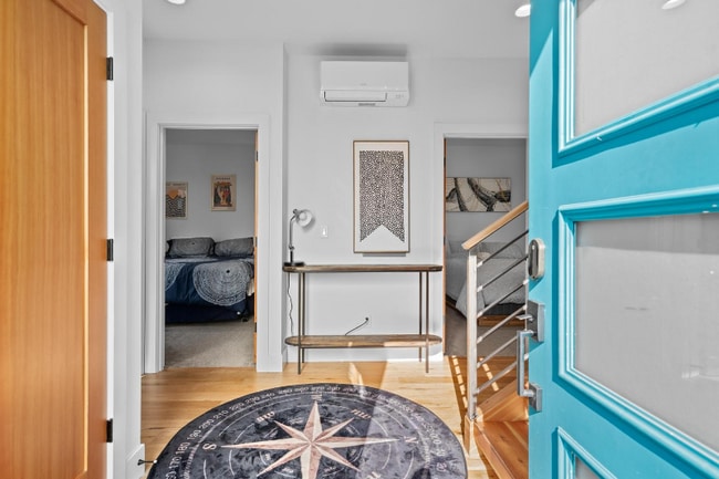Photo - 7720 S Macadam Ave Unidad #32