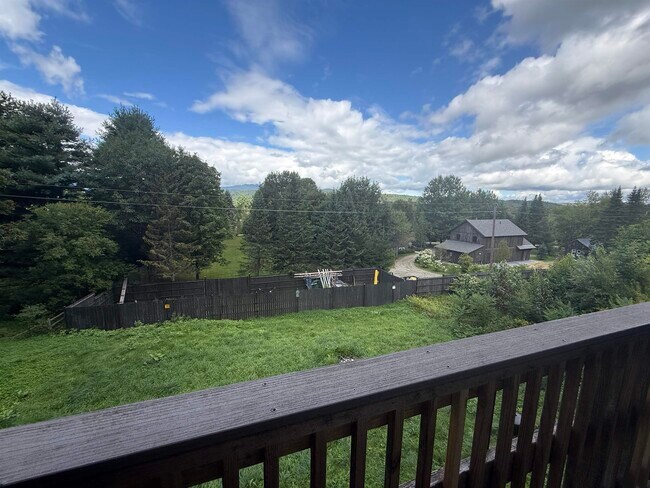 473 Maple St Unit 3