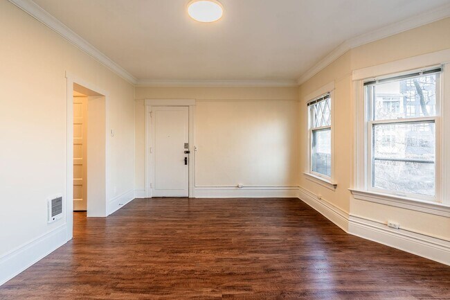 Photo - Baird Apartments