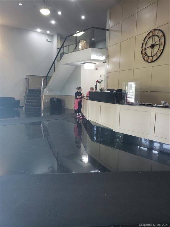 2600 Park Ave Condo Unit 9L Condo for Rent in Bridgeport, CT