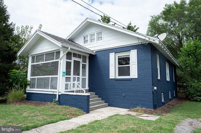 433 Virginia Ave
