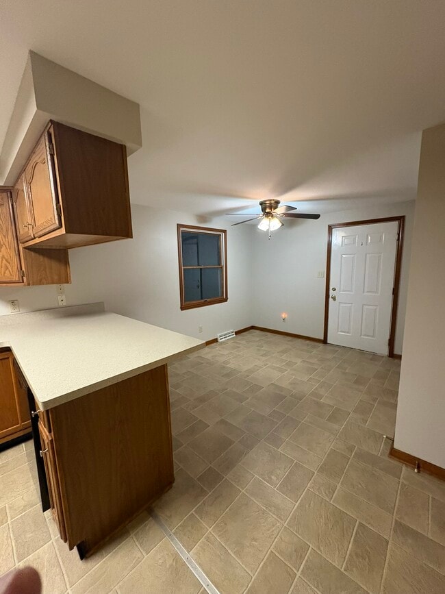 Photo - 25 Winspear Rd