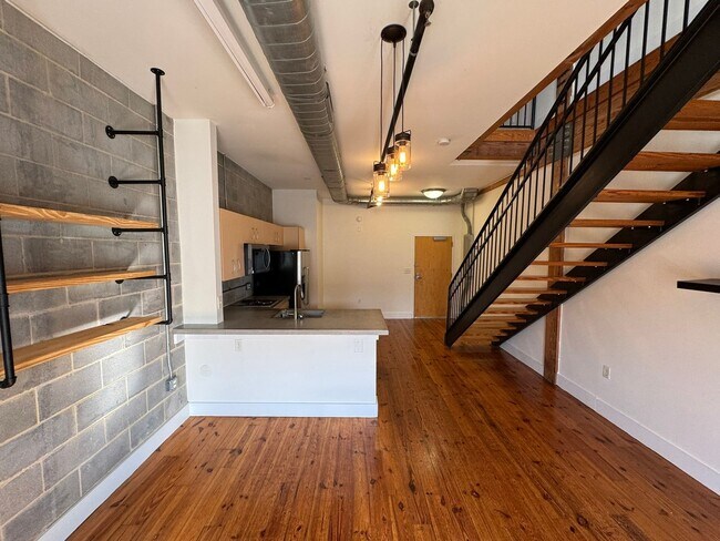 Photo - 3205 N Davidson St