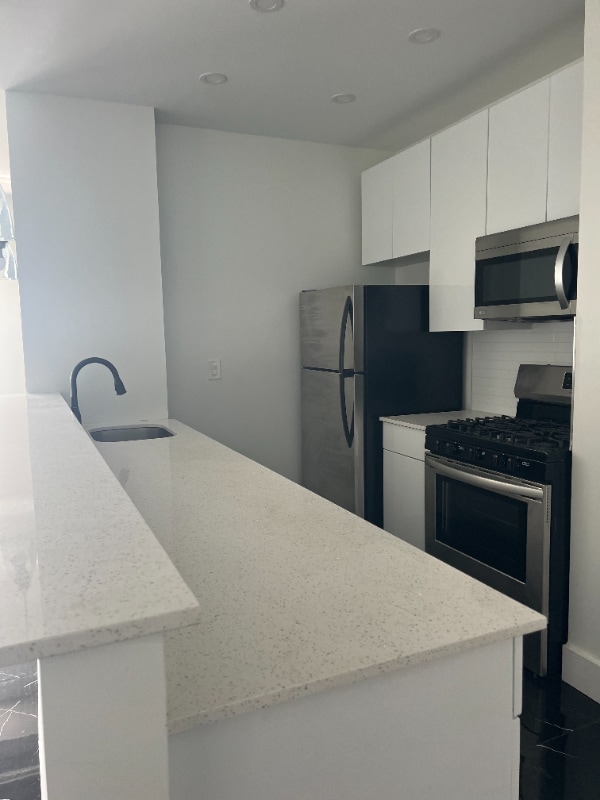 Photo - 750 N Broad St Unidad 6J