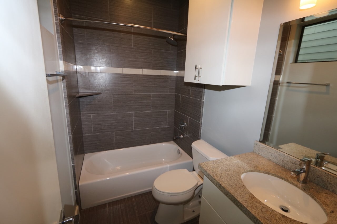 Photo - 2103 Hadley St