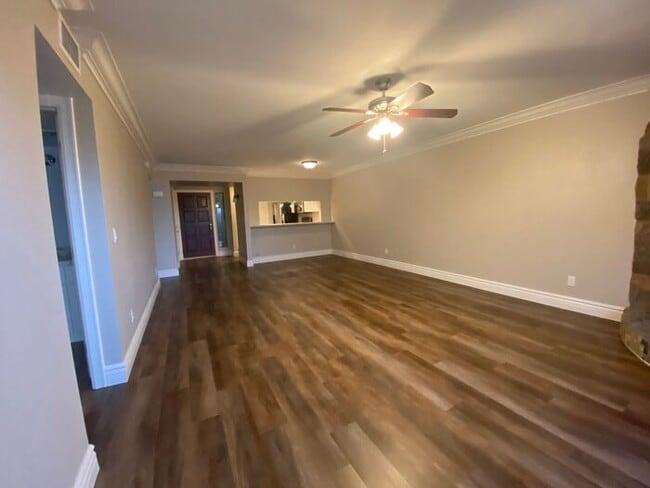 Photo - 1432 N Dorsey Ln