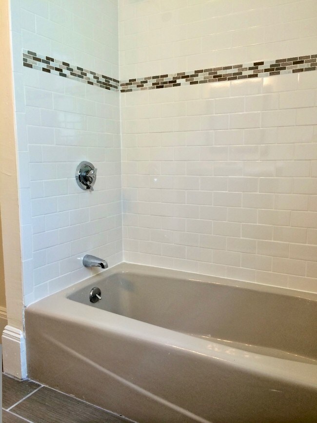 Photo - 119 Lexington St Unit 3R