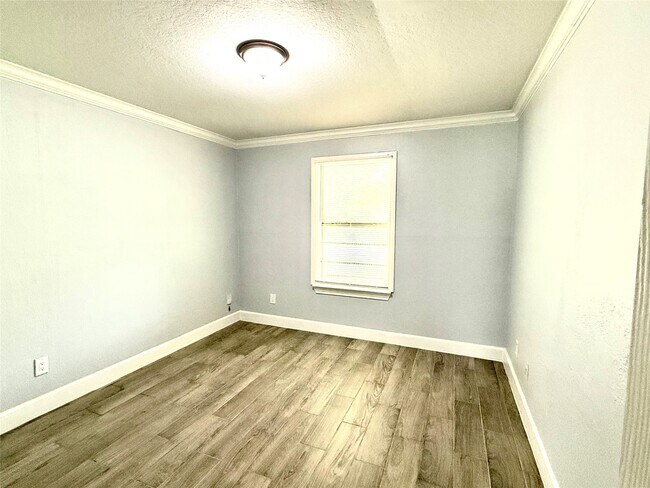 Building Photo - 2014 Pannell St Rental