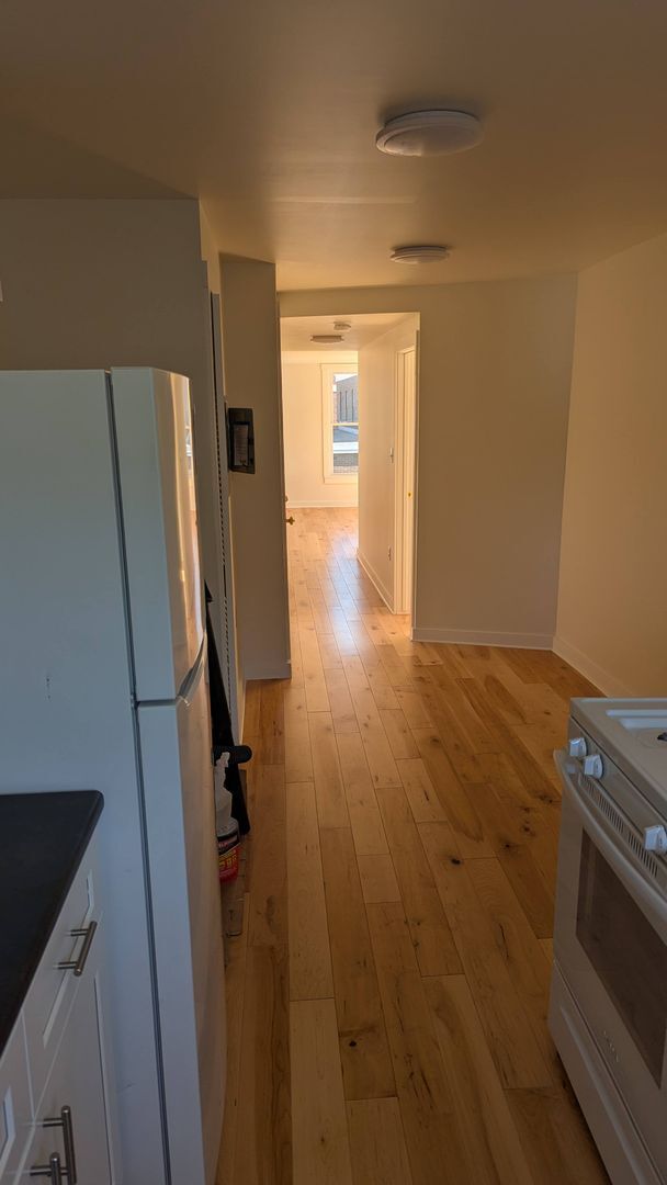 4-4 Monsignor Crosby Ave Unit 6