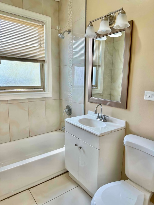 Photo - 1144 W 84th St Unit FL 1