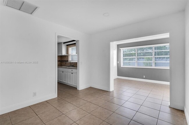 Photo - 3171 NW 16th St