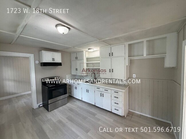 Photo - 1723 W 18th St