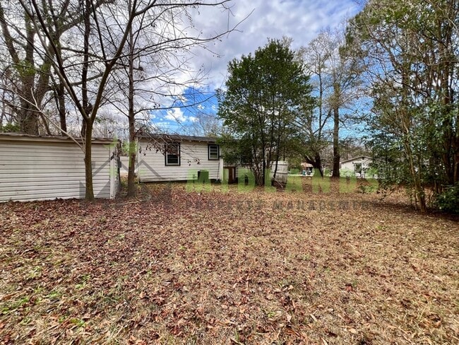 Photo - 135 Rivelon Rd