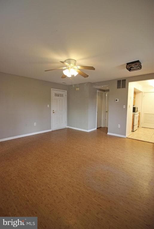 Building Photo - 2604 S Arlington Mill Dr Unit I