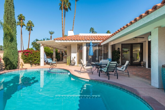 Photo - 66 Dartmouth Dr