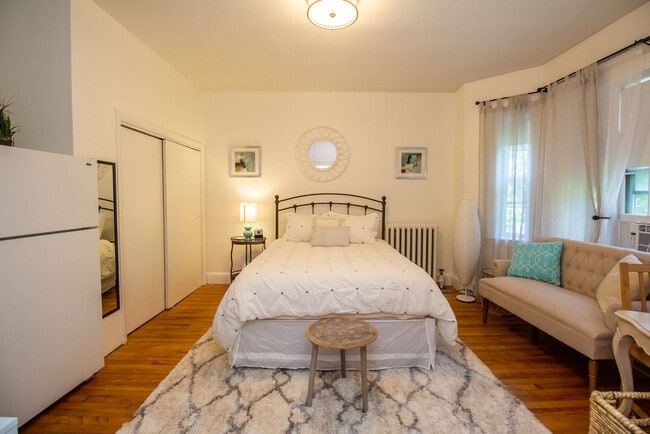 Photo - 1253 Beacon St Unit ID1237928P