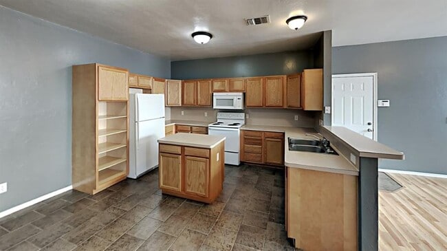 Photo - 1713 W Palm Pl