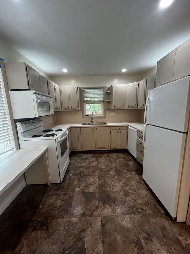 Photo - 856 N 300 W Unidad Upstairs