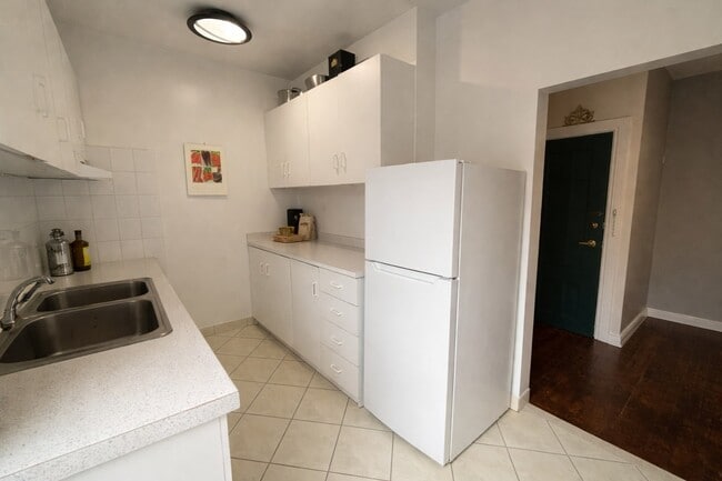 Photo - 101-103 Spadina Rd Unit 101-6