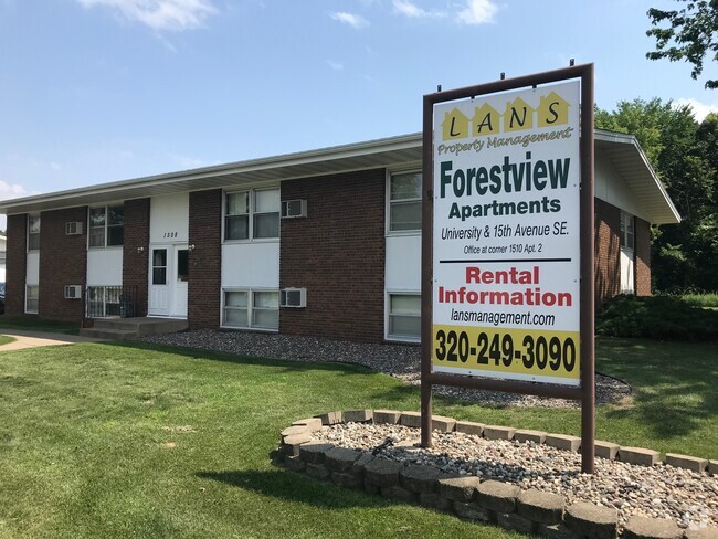 Building Photo - Forestview 2 Bedroom Lower Unit 1524-3 Rental