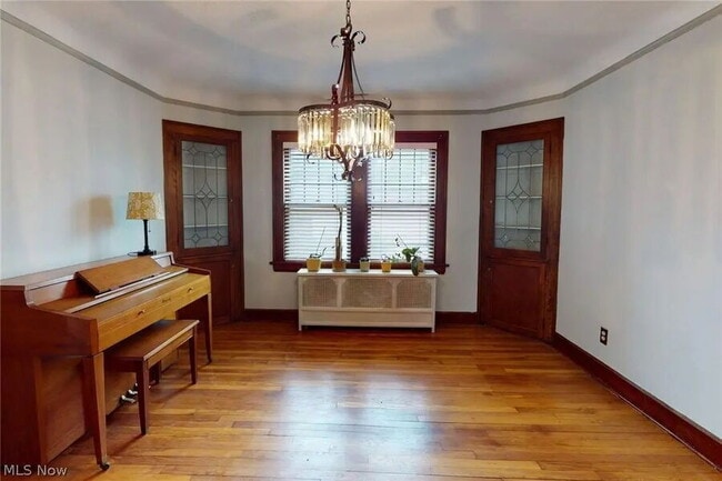 Photo - 3549 Bainbridge Rd