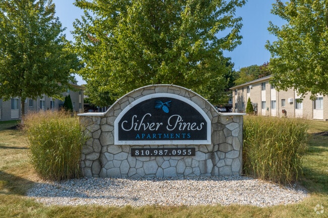 Silver Pines Apartments