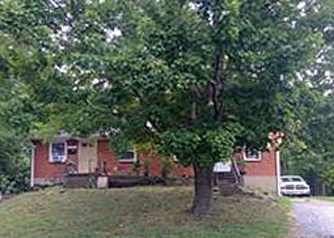 Building Photo - POM1857 Unit B