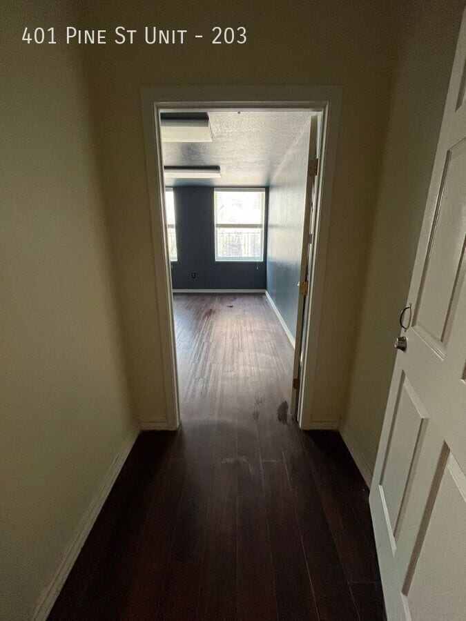 Photo - 401 Pine St Unit 203