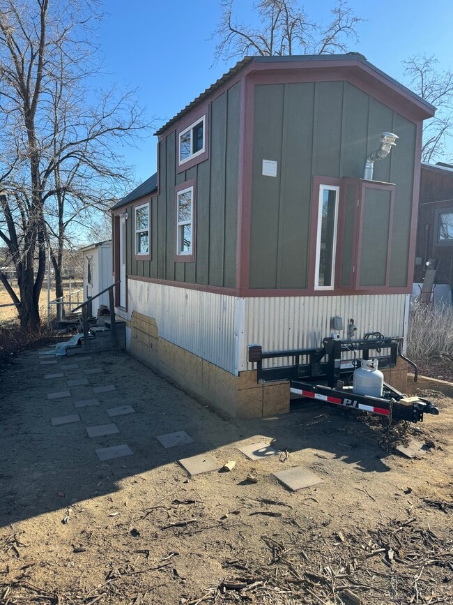 Building Photo - 337 Rd 3050 Unit Tiny House