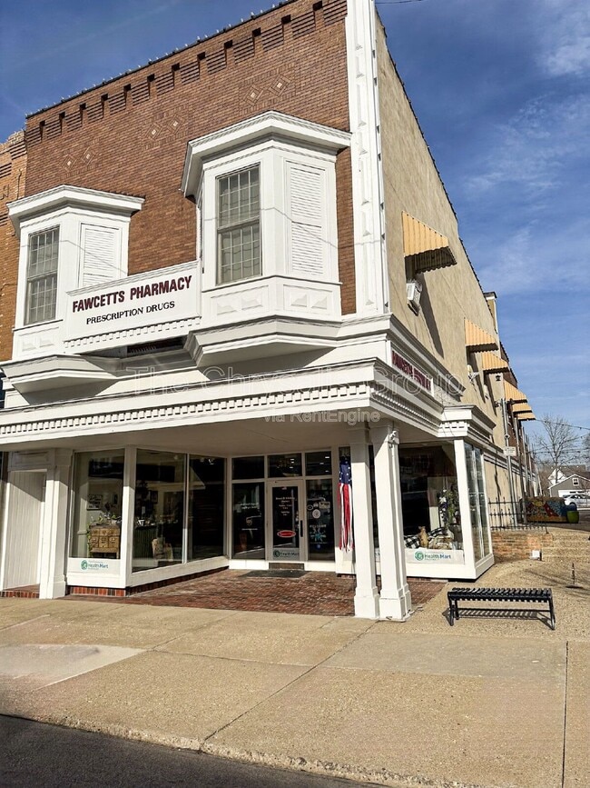 Building Photo - 519 S Main St