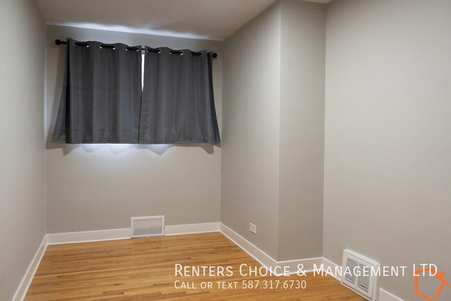 Photo - 3 Bedroom Main Floor Utilities Included