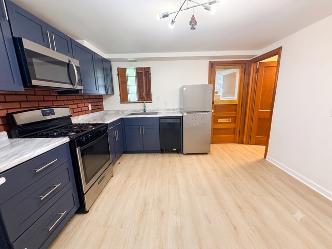Photo - 509 Oak St