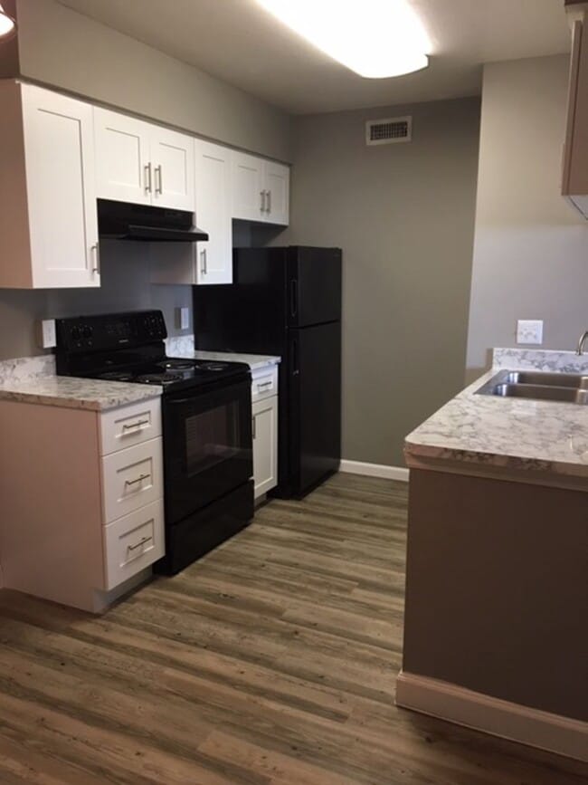 Pinnacle Estates Apartments