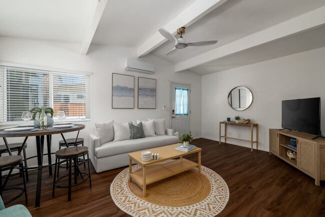 Photo - 4587 Saratoga Ave Unidad ID1304284P