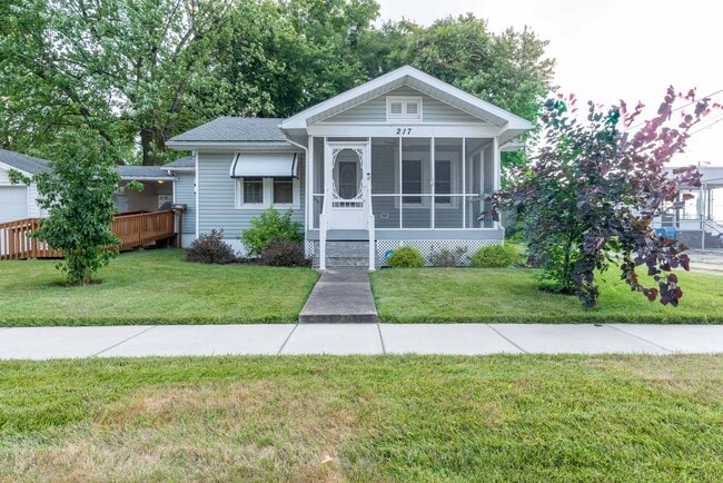 Building Photo - Available now!