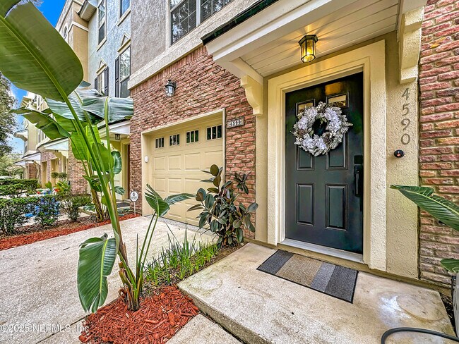 Building Photo - 4590 Capital Dome Dr