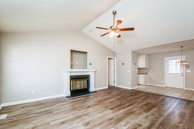 Photo - 40 Bent Creek Ct