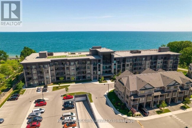 Photo - 35 Southshore Cres Unité 123