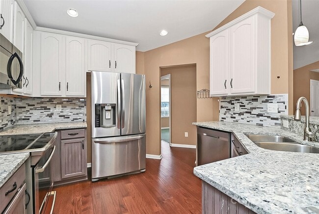 Photo - 7000 Dacian Ln