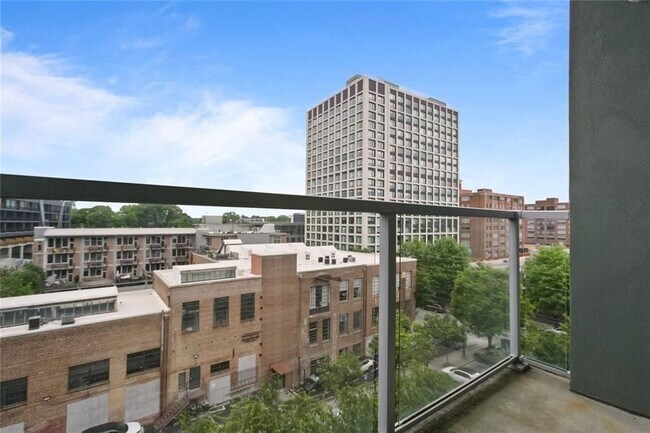 Photo - 620 Glen Iris Dr NE Unit 501