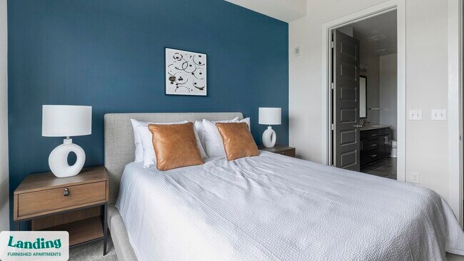 Photo - 825 Usener St Unidad 824