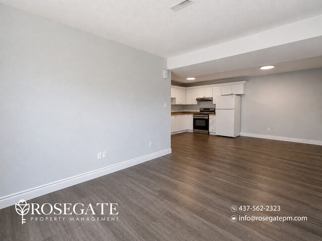 Photo - Pet-Friendly 2-Bedroom Basement Apartment with 2 Parking Spaces & Backyard – Barrie Unit 2