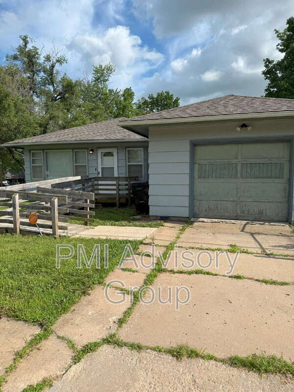 Photo - 3001 SE Minnesota Ave House