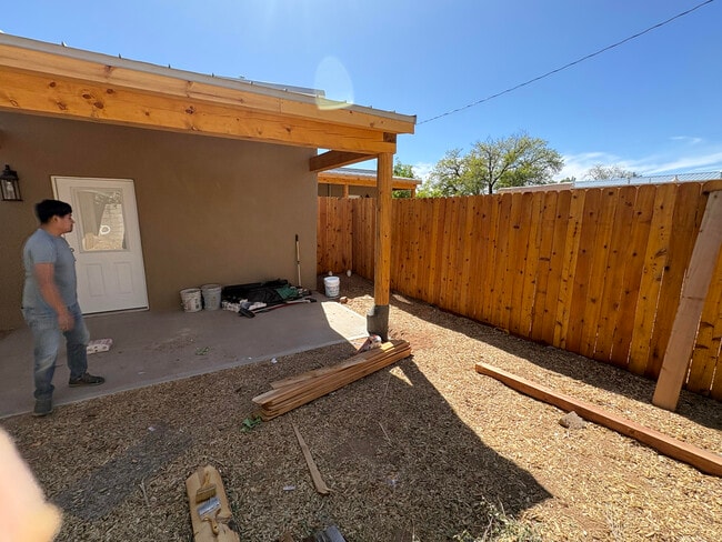 Photo - 1709 Espinacitas St