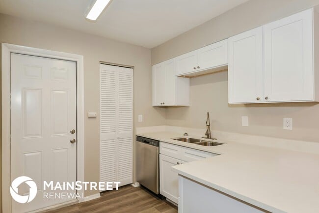 Photo - 5343 Birch Ave