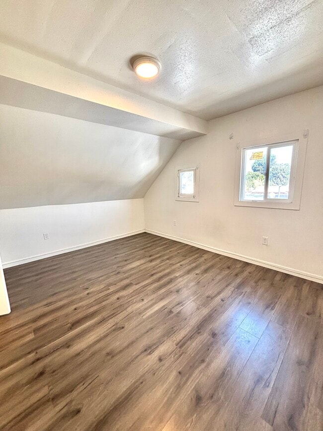 Photo - 4059 Brighton Ave