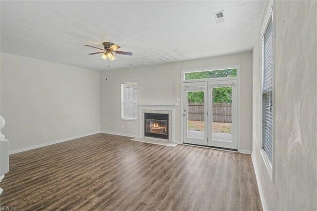 Photo - 601 Huntly Dr