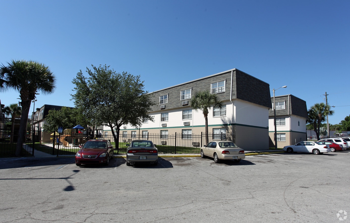 Photo - Columbus Court