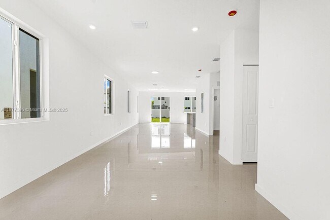 Photo - 22485 SW 125th Ave