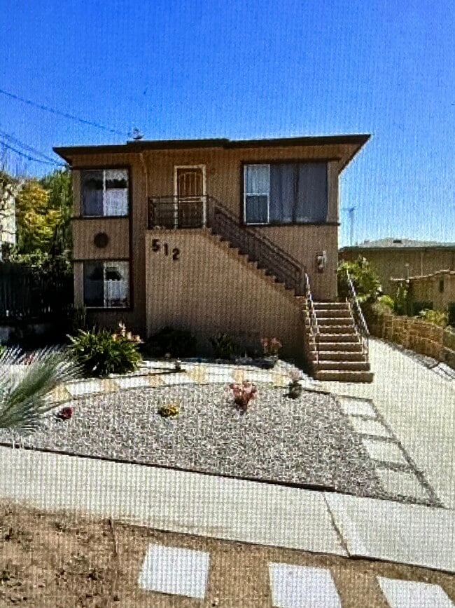 Photo - 512 Bay St Unit 3